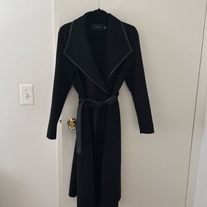 Black Tahari Winter pea coat Jacket
GREAT CONDITION